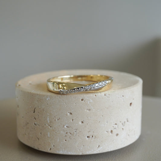 10k Yellow gold eternity band ring-16129