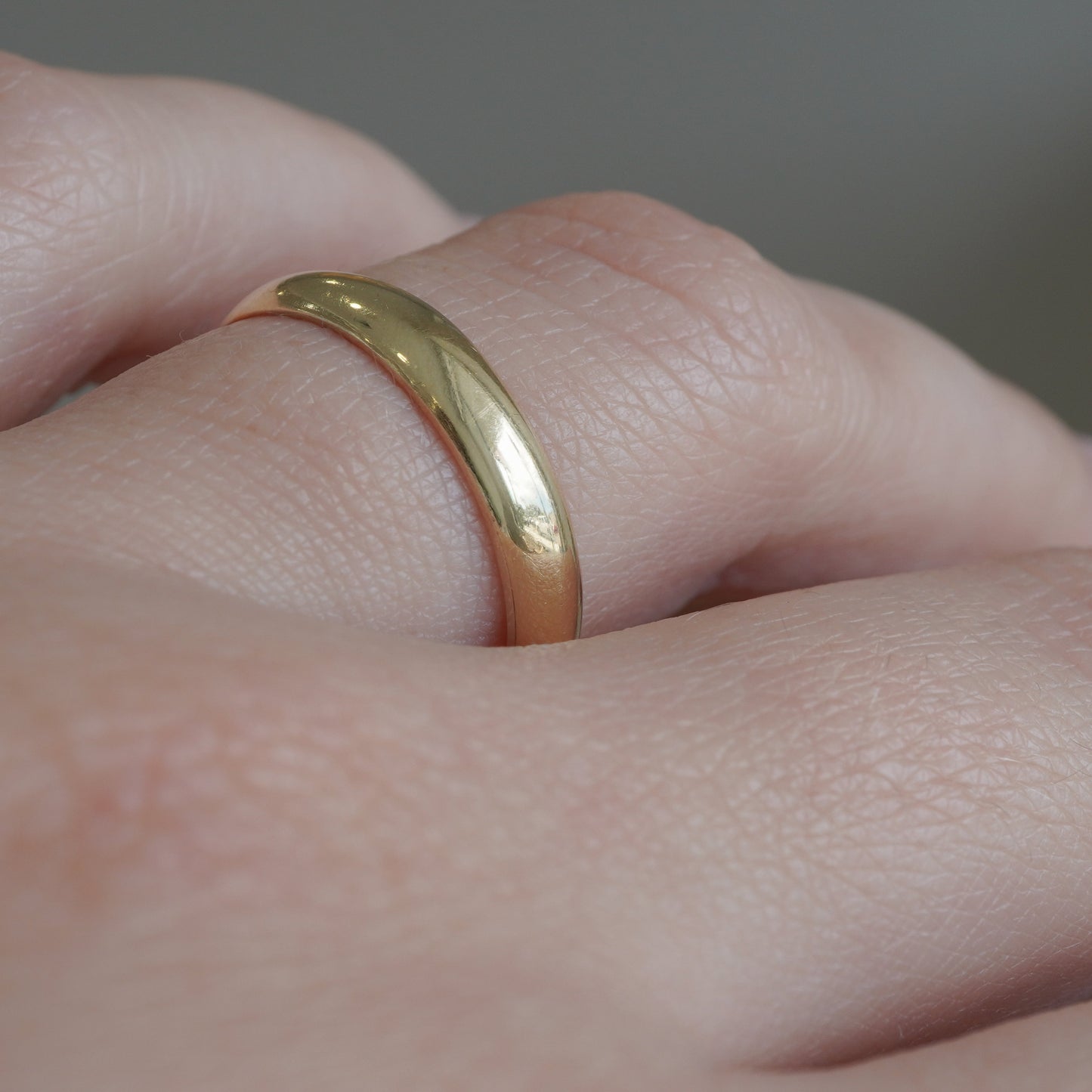 14k Yellow gold band plane ring-15544