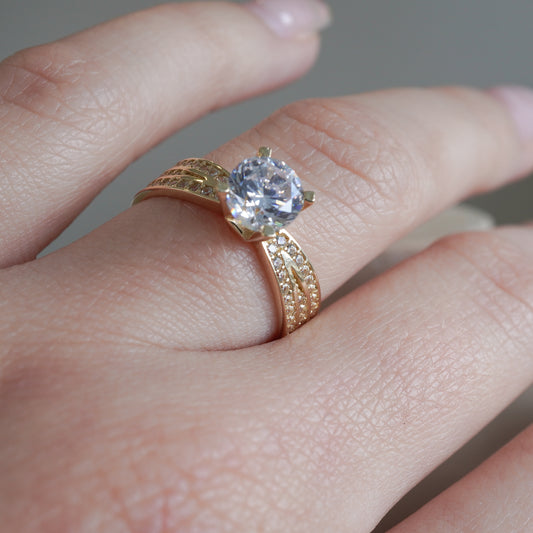 14k Yellow Gold Ring with Cubic Zirconia-16163